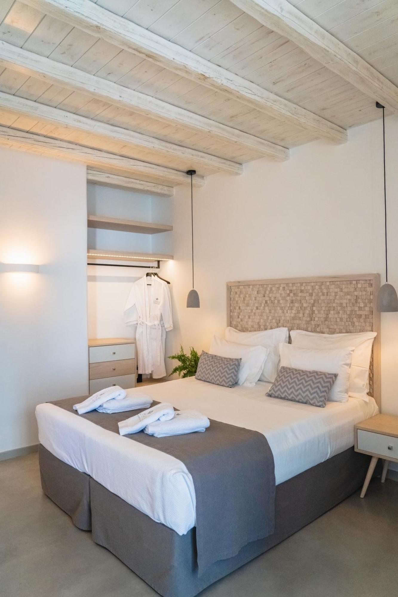 Lithos Luxury Suites Tinos Екстер'єр фото